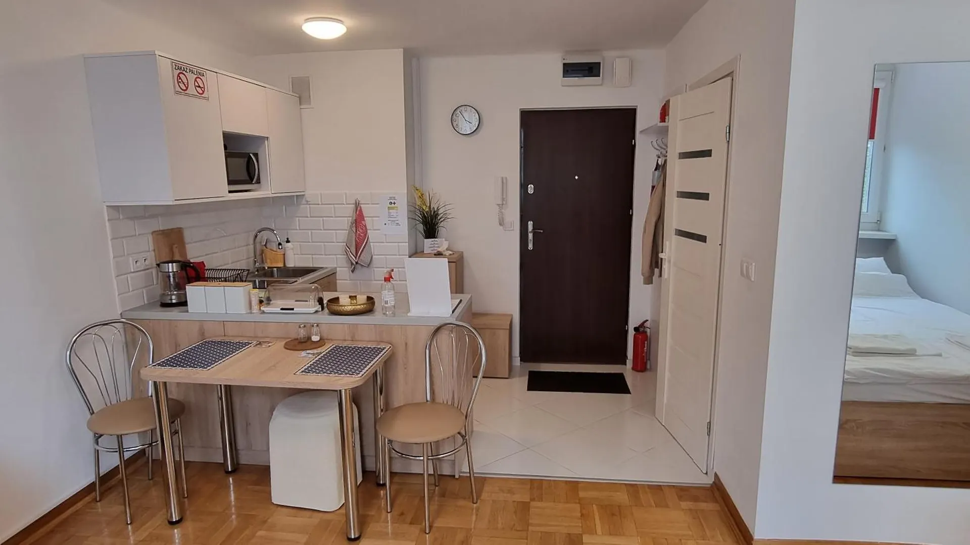 Apartment Like Home Flat G Warsaw